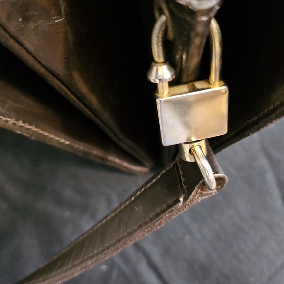 RARE AUTHENTIC Vintage Celine Tripple horsebit logo . - Picture 11 of 13